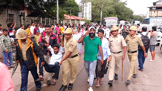 street vendors protest